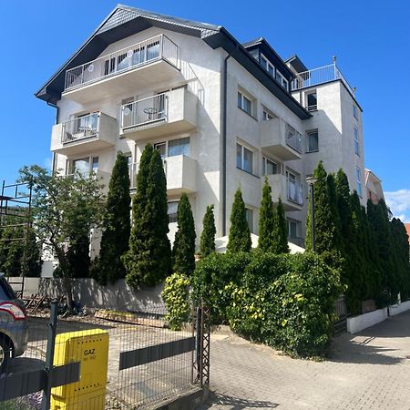 Dom Wczasowy Koral Dziwnów Exterior foto