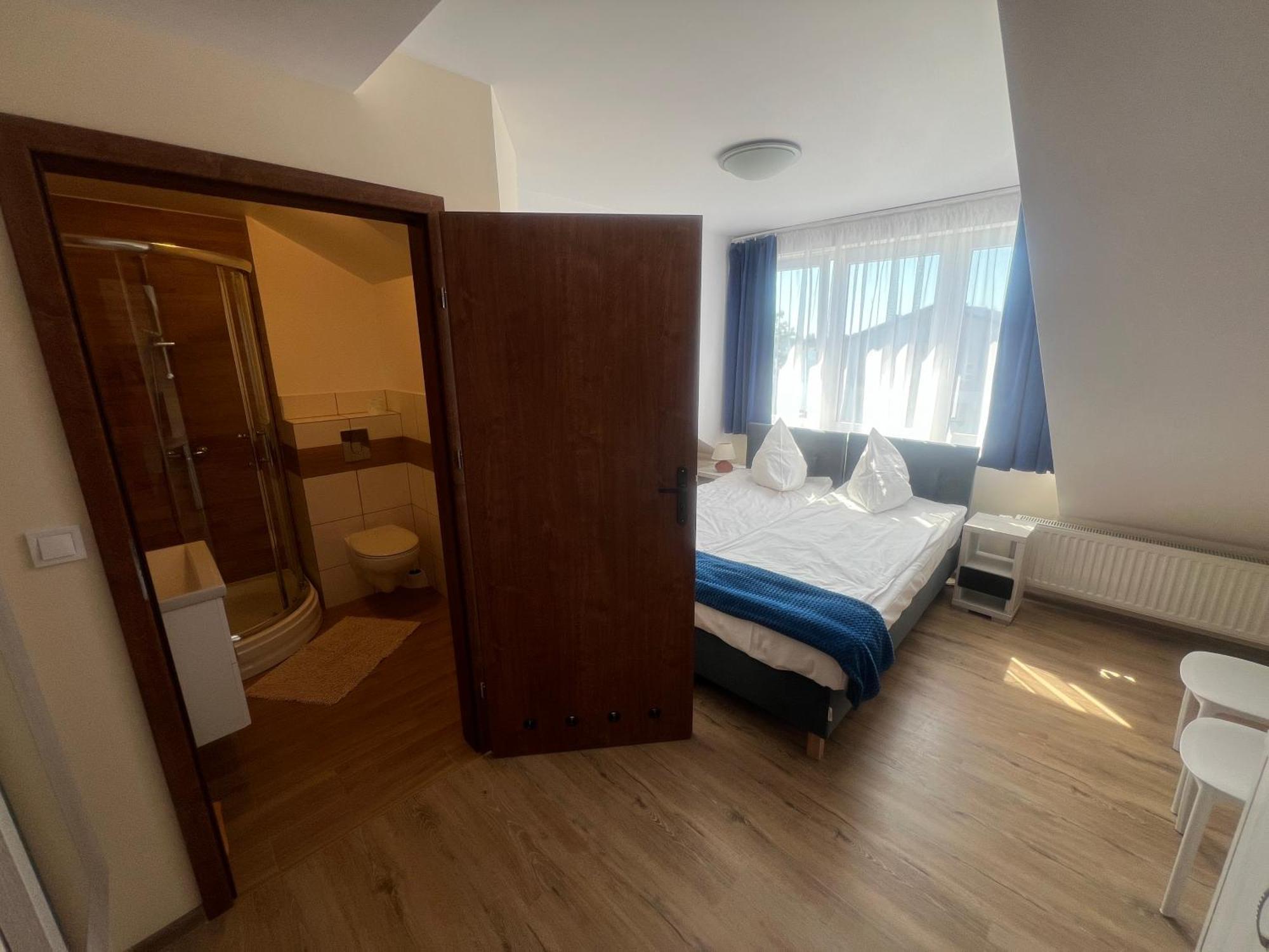Dom Wczasowy Koral Dziwnów Exterior foto